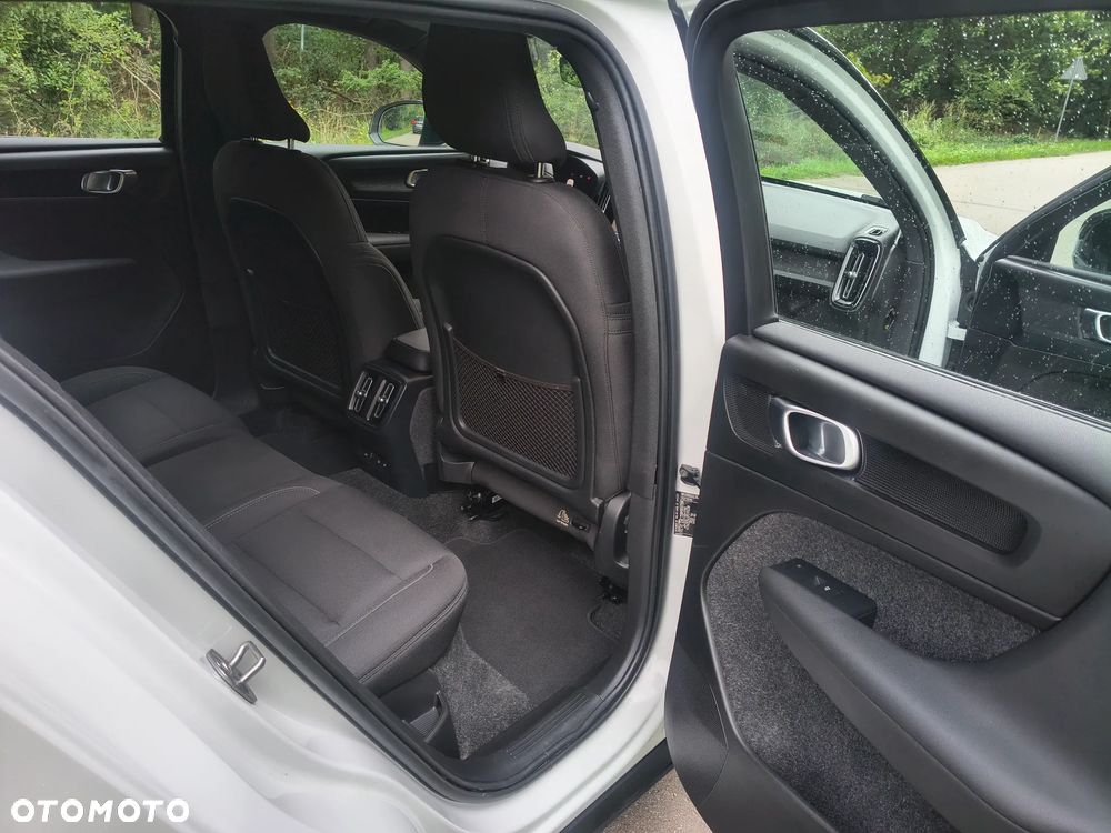 Volvo XC 40 Twin Recharge Plus - 17