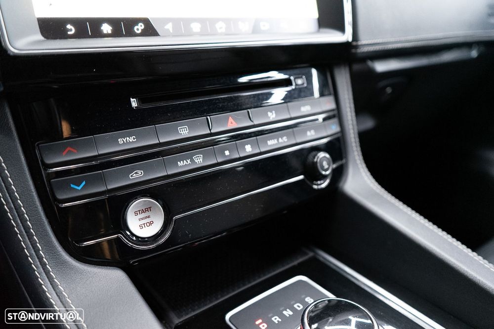 Jaguar F-Pace 20d Aut. R-Sport - 36