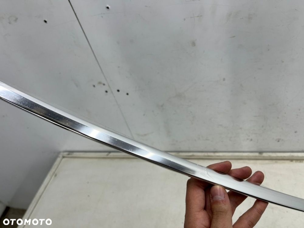 Listwa Porsche Macan 95b NOWA prawa przednia chromowana górnej uszczelki zewnętrznej szyby drzwi - 3