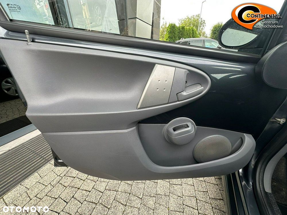 Toyota Aygo - 5