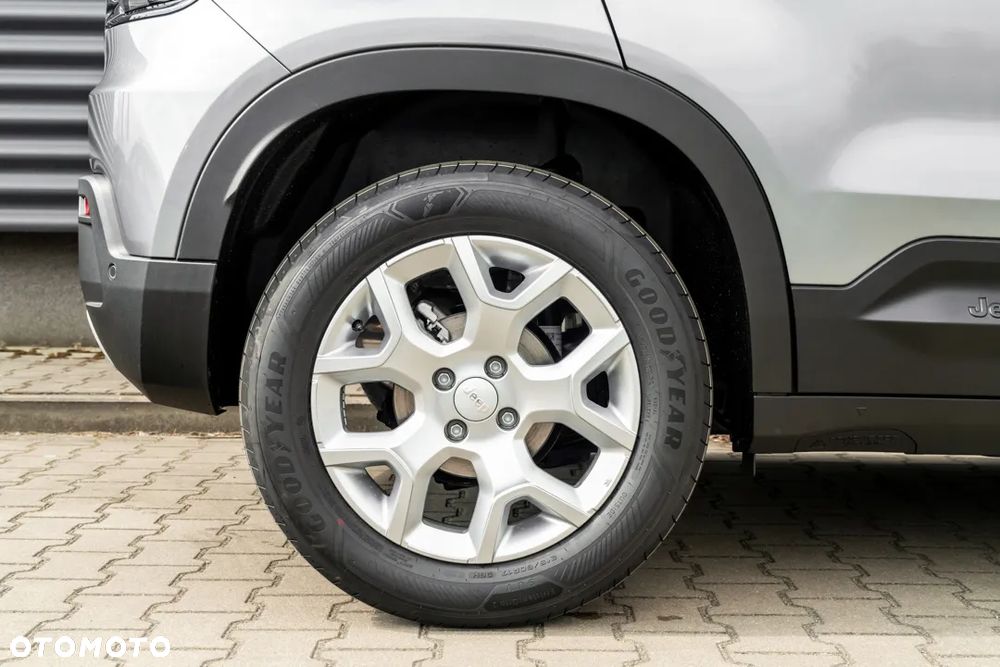 Jeep Avenger 1.2 T3 mHEV Altitude FWD eDCT6 - 7