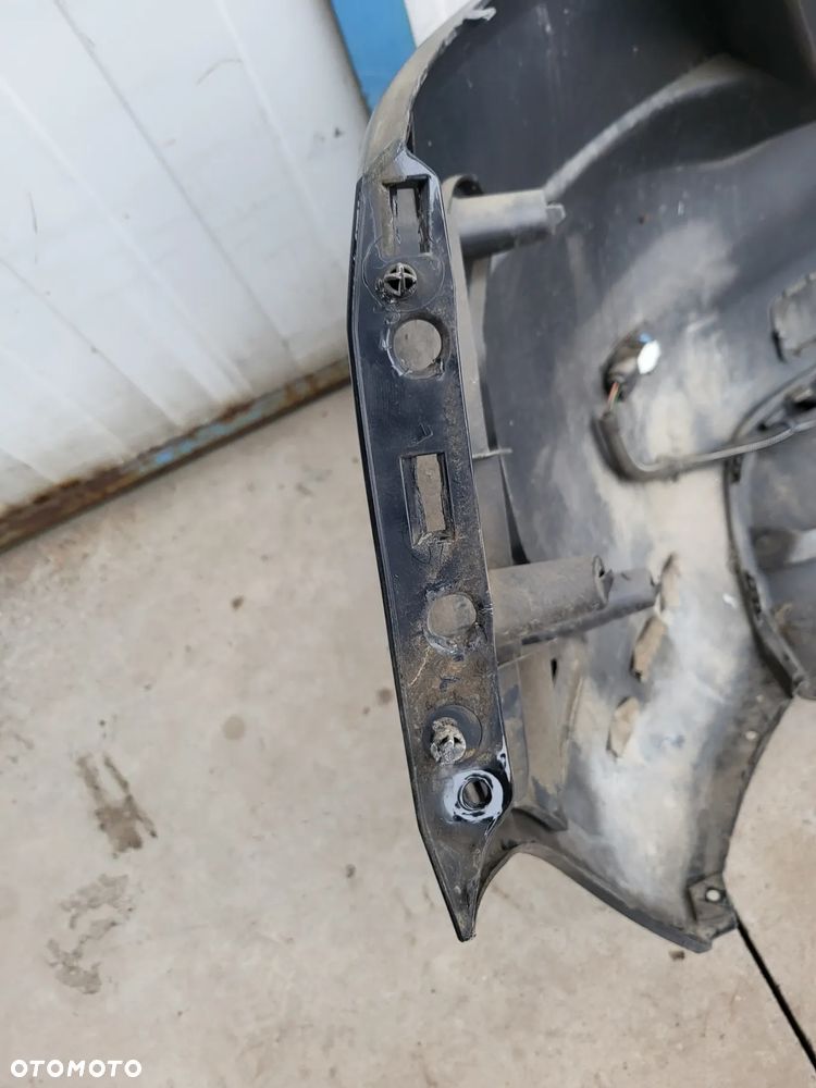 Zderzak tylny tył Peugeot 308 T9 HB 4 PDC KTGA - 11