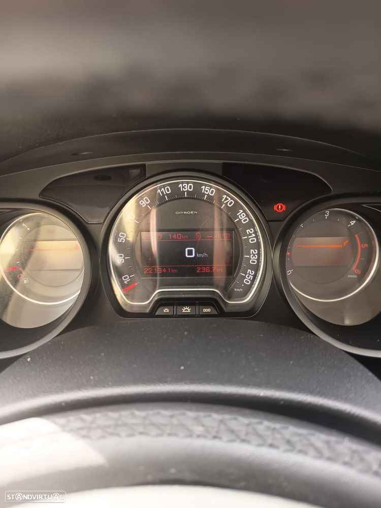 Citroën C5 2.2 HDi Exclusive - 10