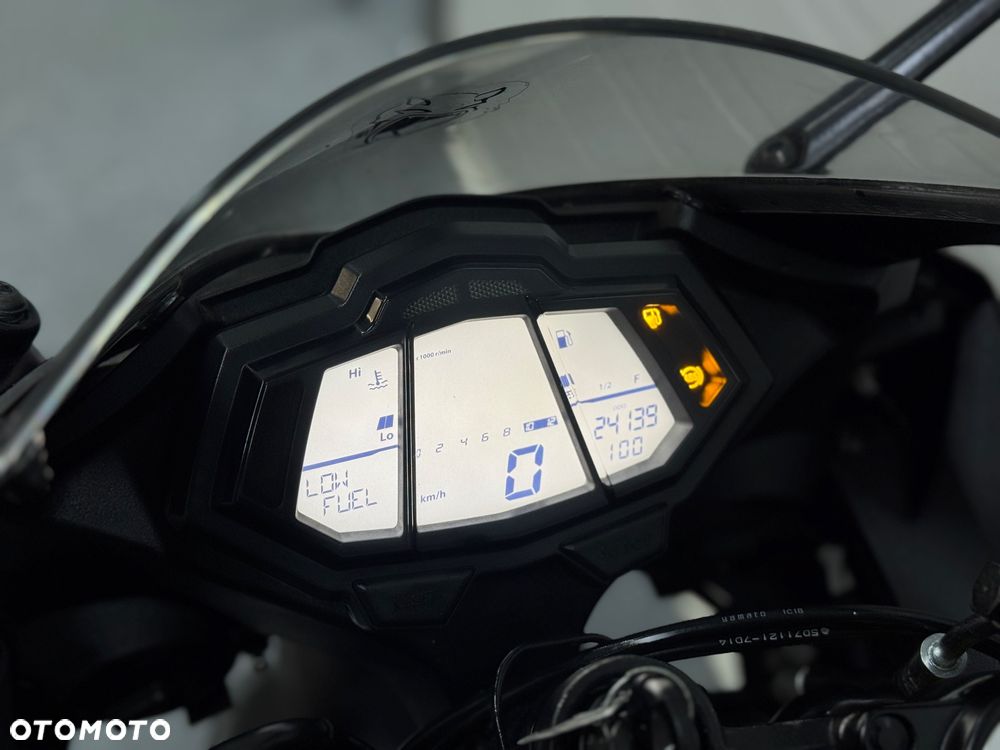 Yamaha R125 - 13