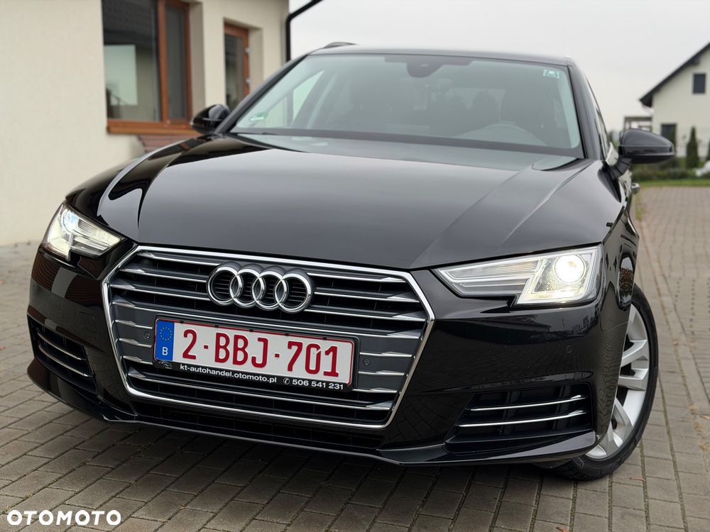 Audi A4 Avant - 16