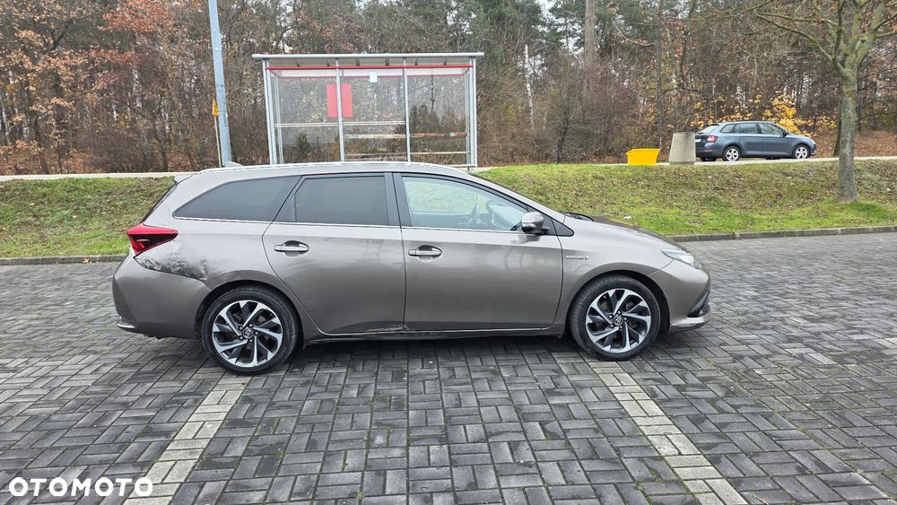 Toyota Auris 1.8 VVT-i Hybrid Automatik Touring Sports Executive - 6