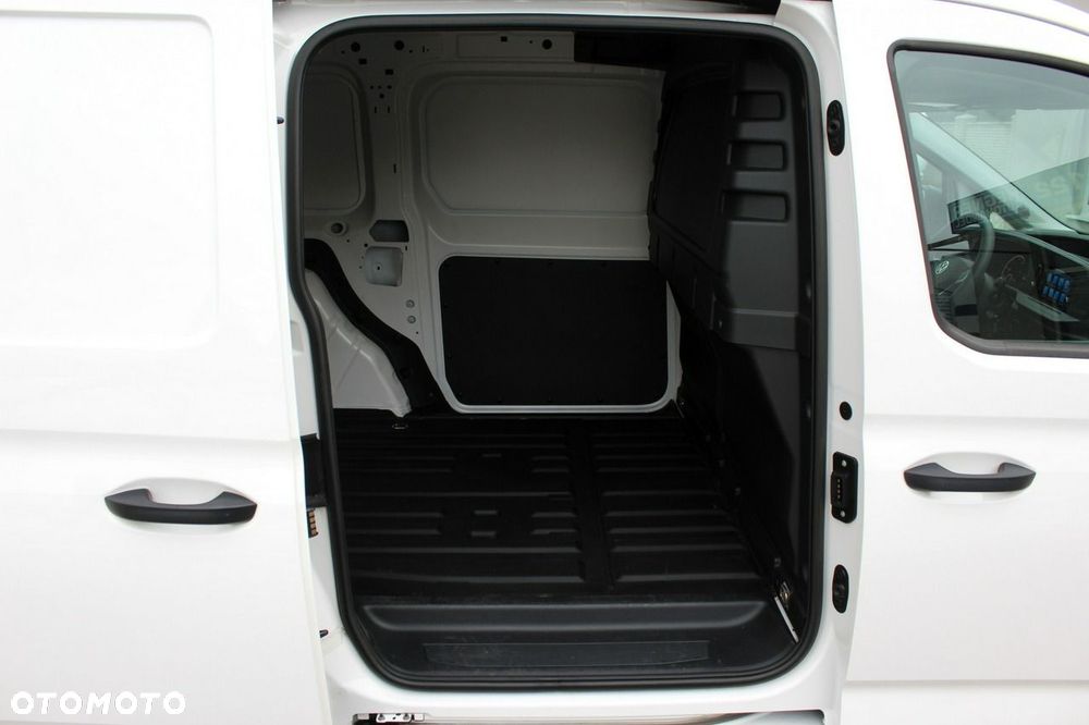 Volkswagen Caddy - 10