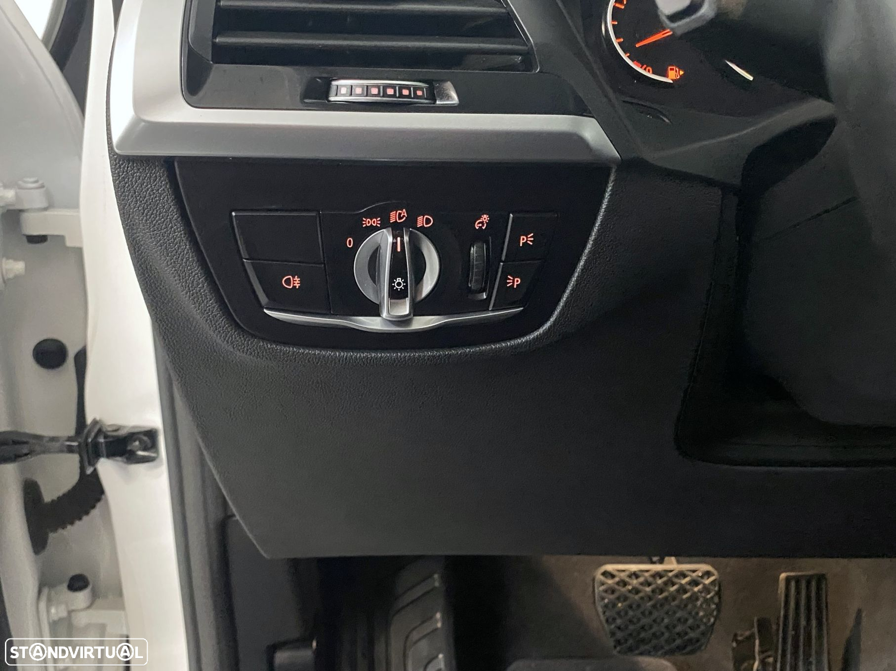 BMW X3 18 d sDrive Ed. L.Style Auto - 32