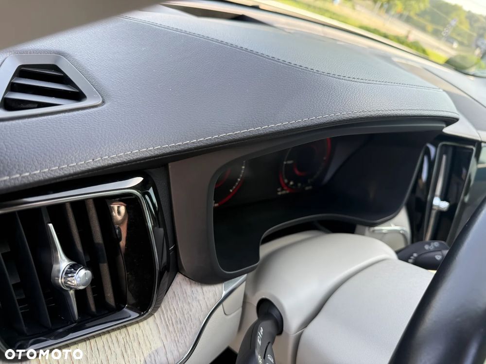 Volvo XC 60 - 7