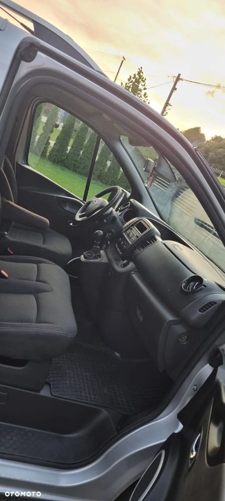Opel Vivaro L2H1 2,9t Edition - 9