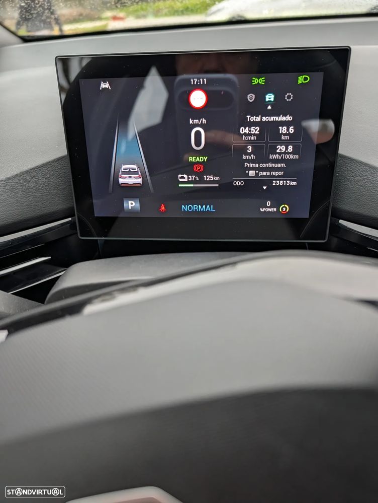 MG MG4 51 kWh Standard - 13