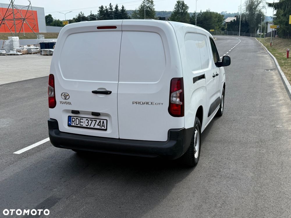 Toyota Proace City LONG - 4