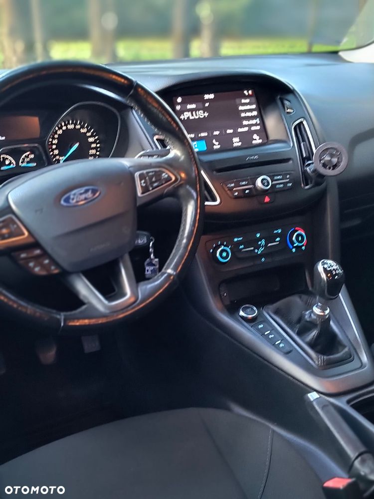 Ford Focus 1.5 EcoBoost SYNC Edition ASS - 12
