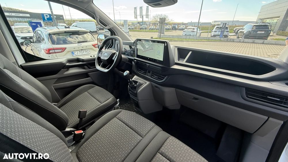 Ford TRANSIT CUSTOM - 6