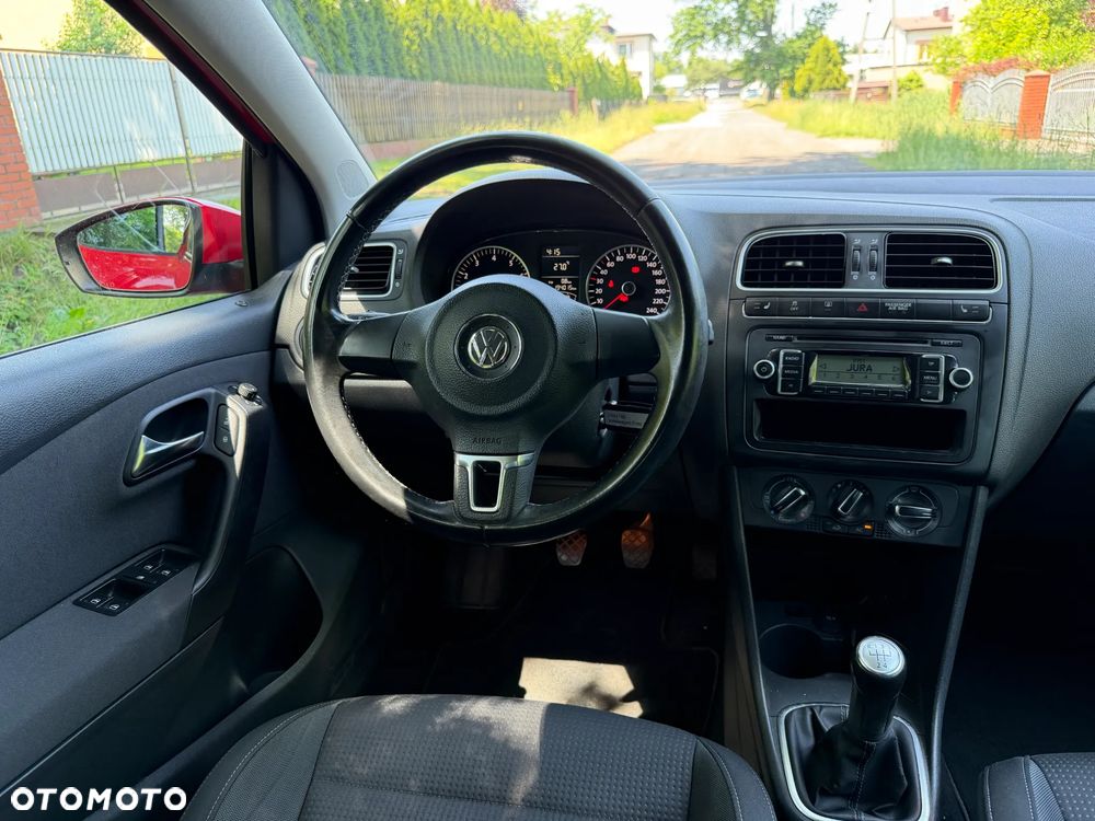 Volkswagen Polo - 22