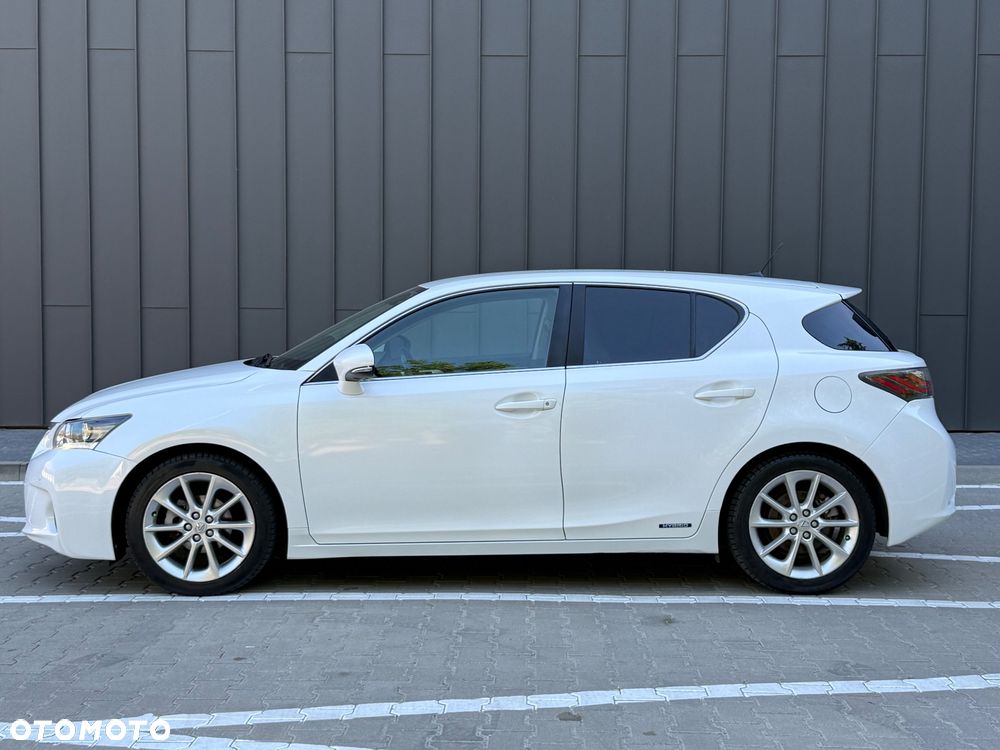 Lexus CT 200h Prestige - 14