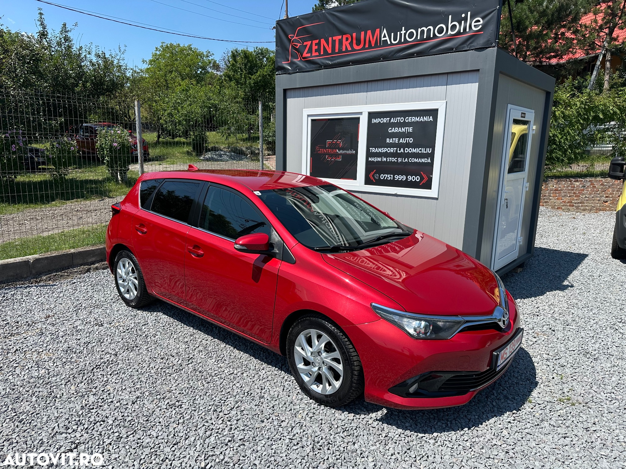Toyota Auris 1.6 D-4D Design Edition - 4