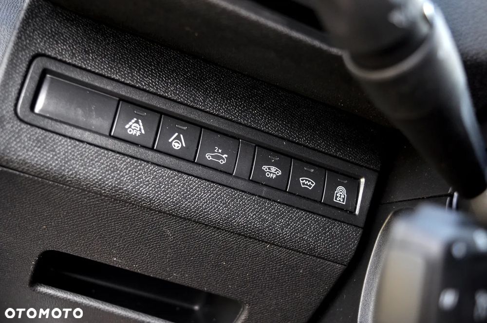 Peugeot 5008 PureTech 180 EAT8 Stop & Start GT - 31