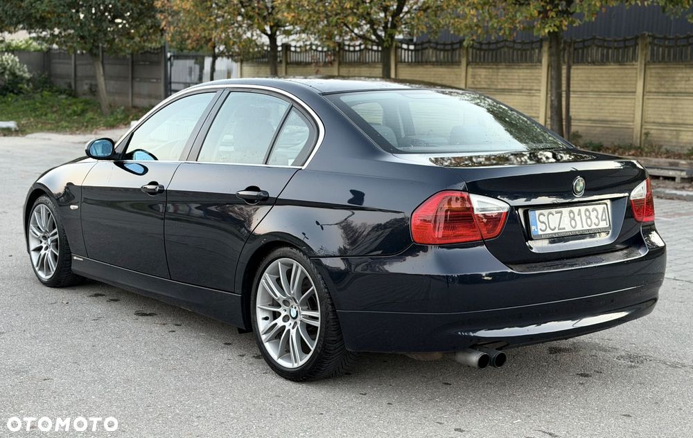 BMW Seria 3 325i - 5