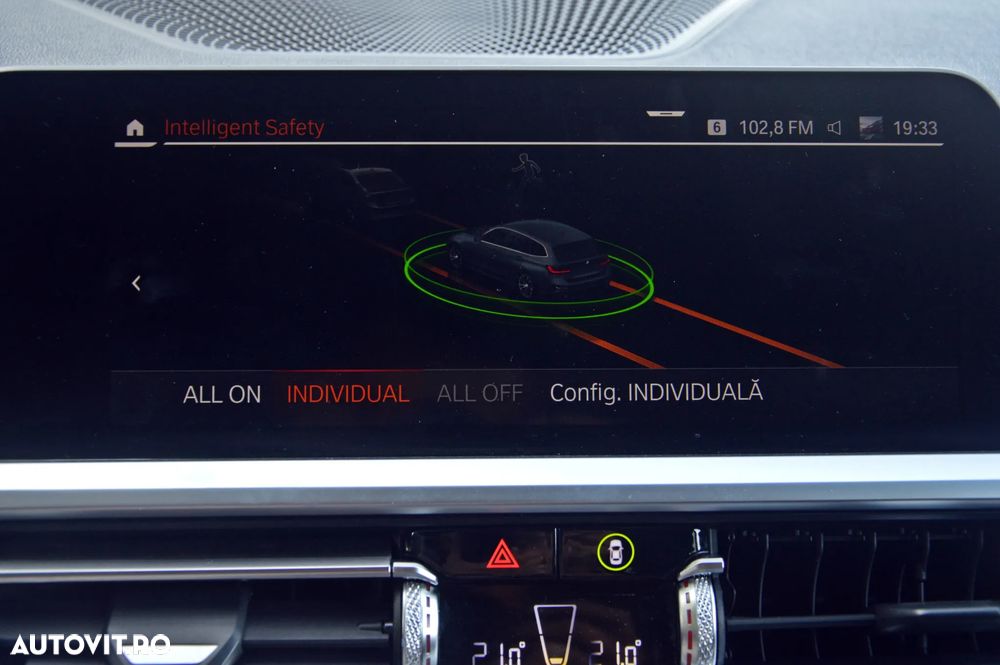 BMW Seria 3 318d Touring Aut. Advantage - 35