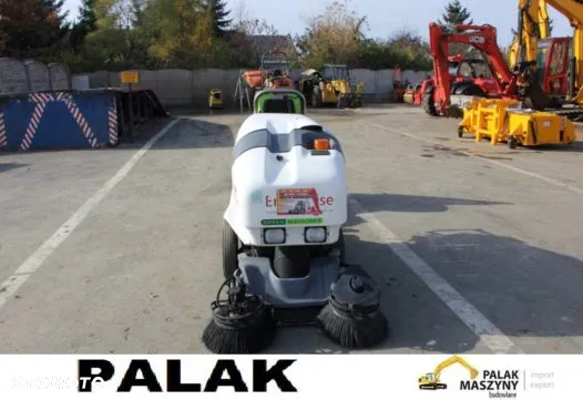 Inny Zamiatarka  Green Machines 414  samojezdna , 2011 rok - 6