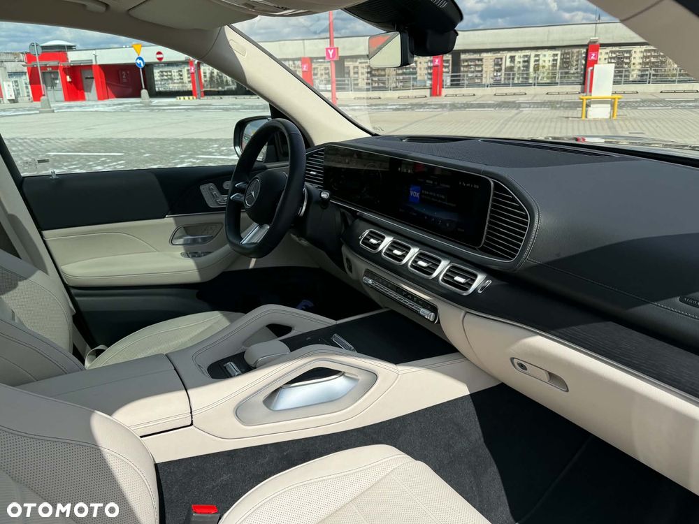 Mercedes-Benz GLS 450 d mHEV 4-Matic AMG Line - 7