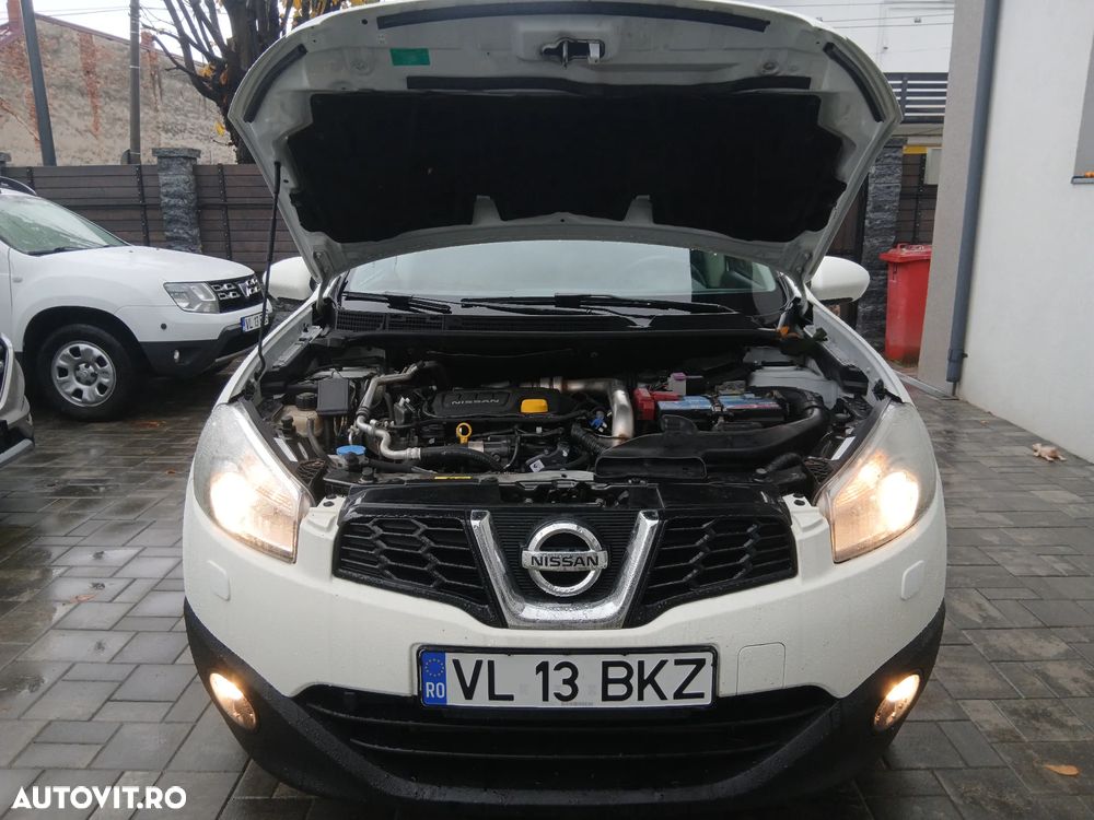 Nissan Qashqai 1.6 dCi DPF 4x4 Start/Stop acenta - 9