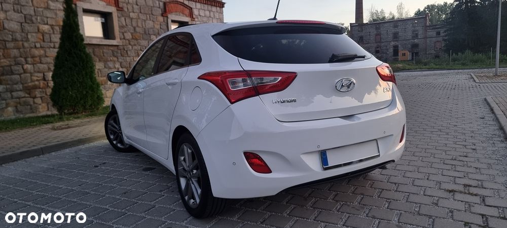 Hyundai i30 blue 1.6 GDI YES Gold - 8