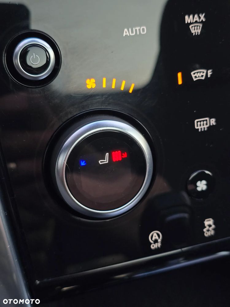 Land Rover Discovery Sport - 27