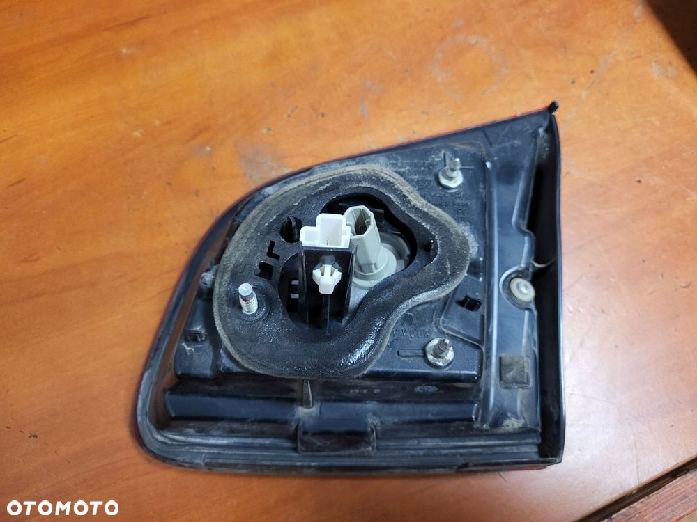 LAMPA TYLNA KLAPY CITRIEN C4 AIRCROSS PRAWA LEWA 132-37166 - 4