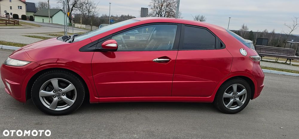 Honda Civic 1.4 i-VTEC S - 30