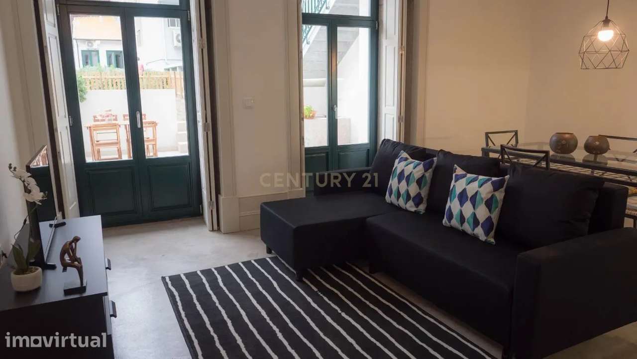 Apartamento T0+1 com jardim no Coração do Porto - Grande imagem: 2/25