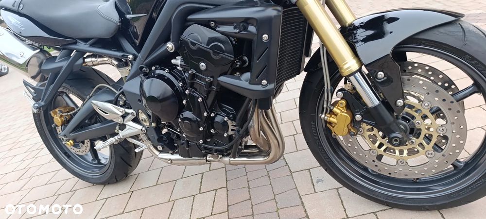 Triumph Street Triple - 31