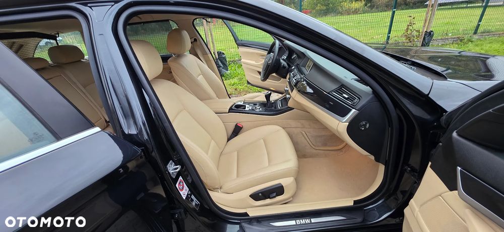 BMW Seria 5 - 21