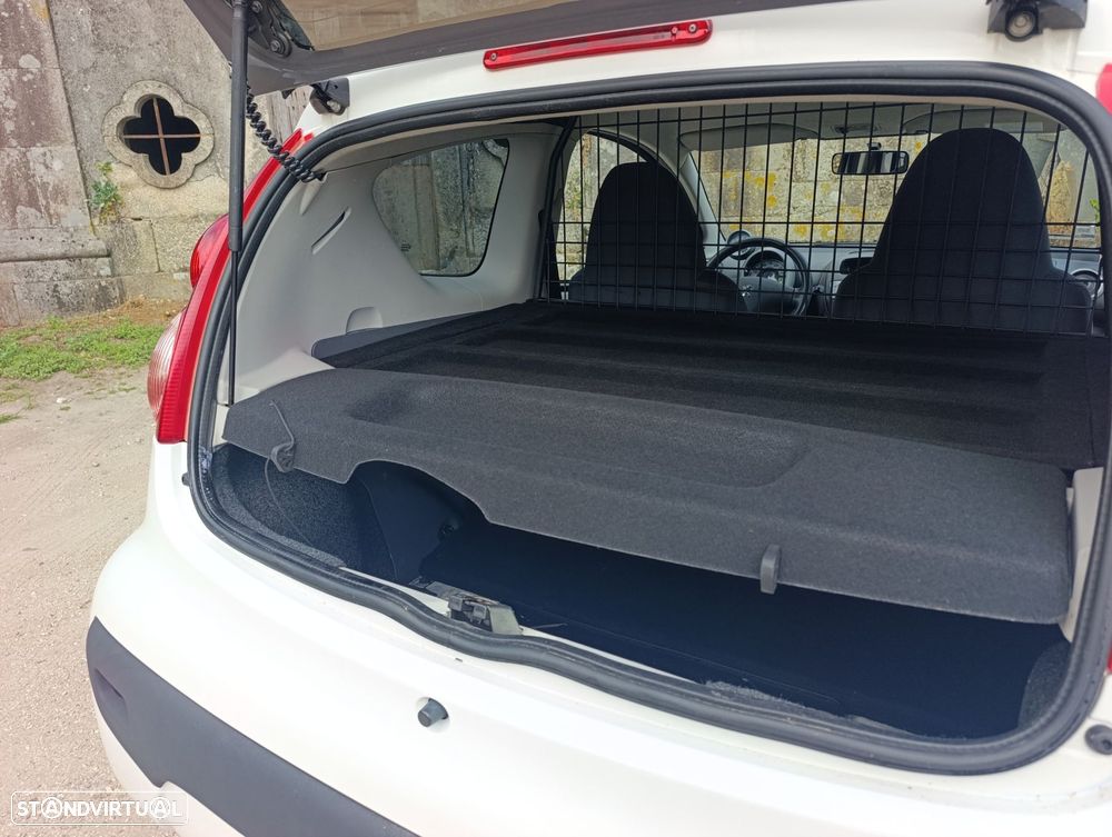 Peugeot 107 1.4 HDi Trendy - 13