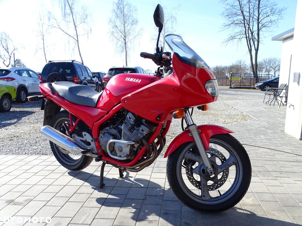 Yamaha XJ - 25