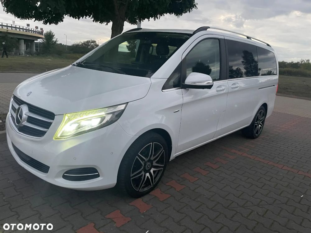 Mercedes-Benz Klasa V 250 (BlueTEC) d Avantgarde 7G-Tronic - 25