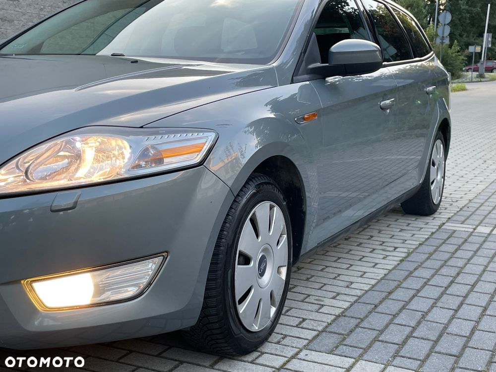 Ford Mondeo 2.0 FF Ghia - 20