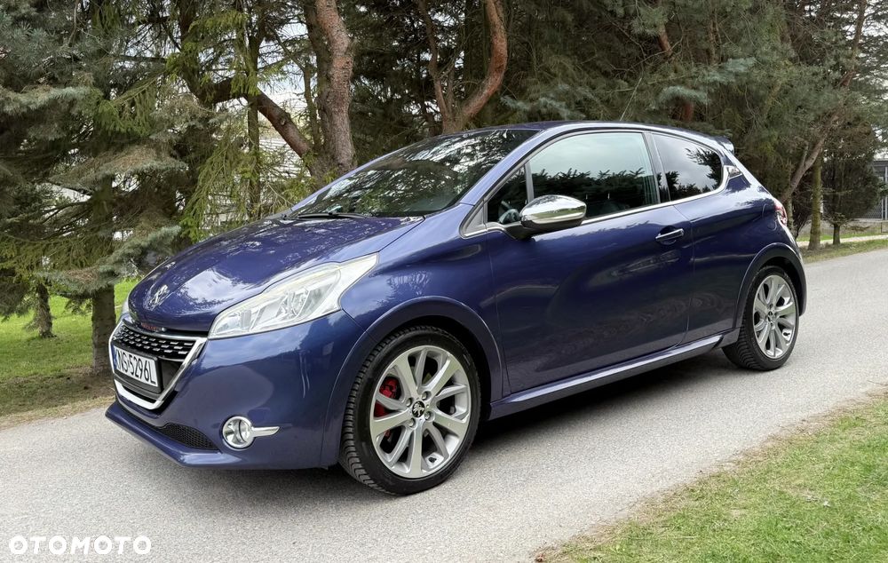 Peugeot 208 GTI 200 THP - 1