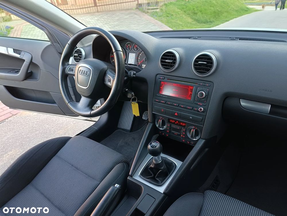 Audi A3 Sportback 2.0 TDI Attraction - 40