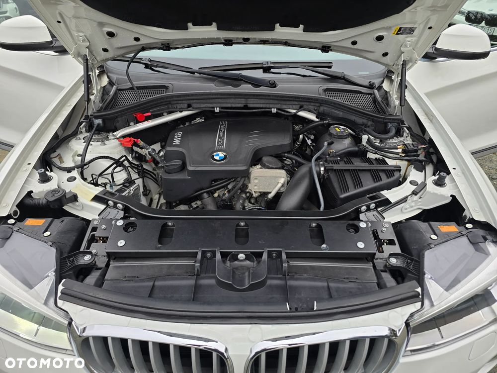 BMW X3 xDrive28i Sport-Aut xLine - 25