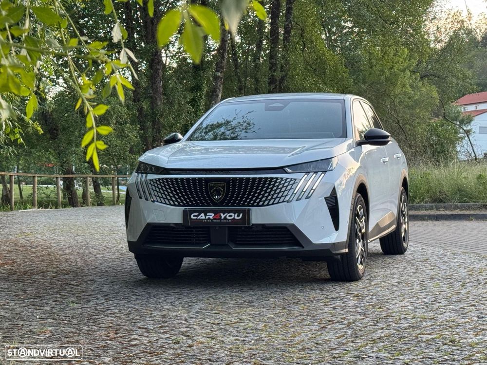 Peugeot 3008 1.2 Hybrid Allure e-DCS6 - 11