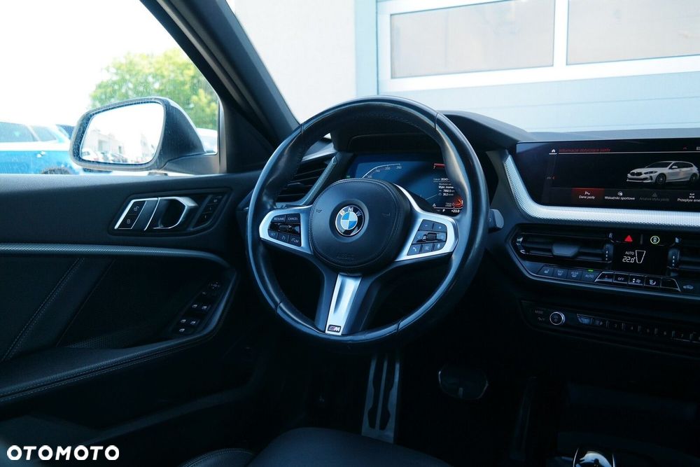 BMW Seria 1 - 19