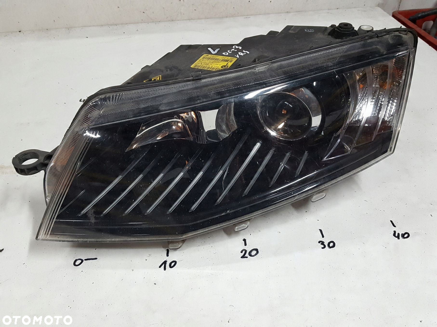 OCTAVIA 3 III VRS RS LAMPA BI-XENON LEWA PRZÓD - 2