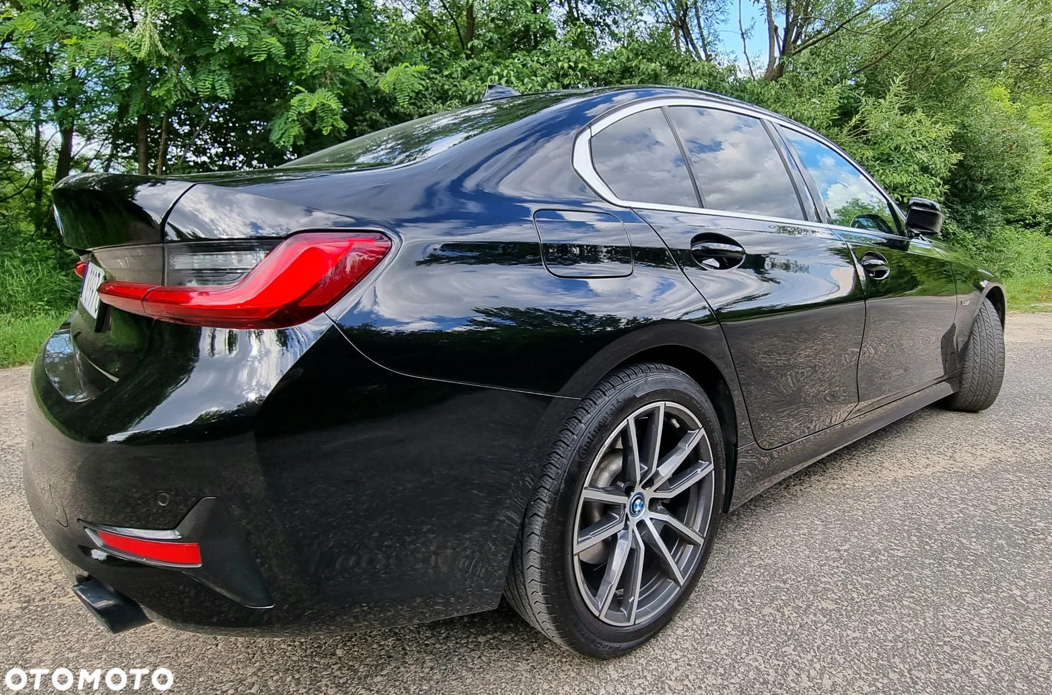BMW Seria 3 ver-330e-sport-line - 12