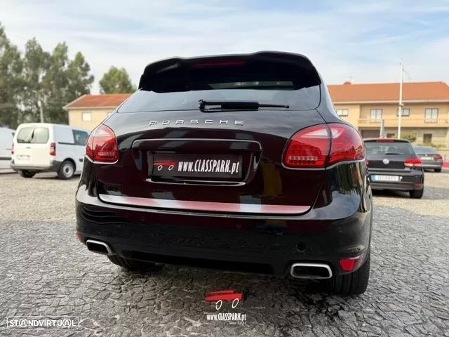 Porsche Cayenne Platinum Edition - 4