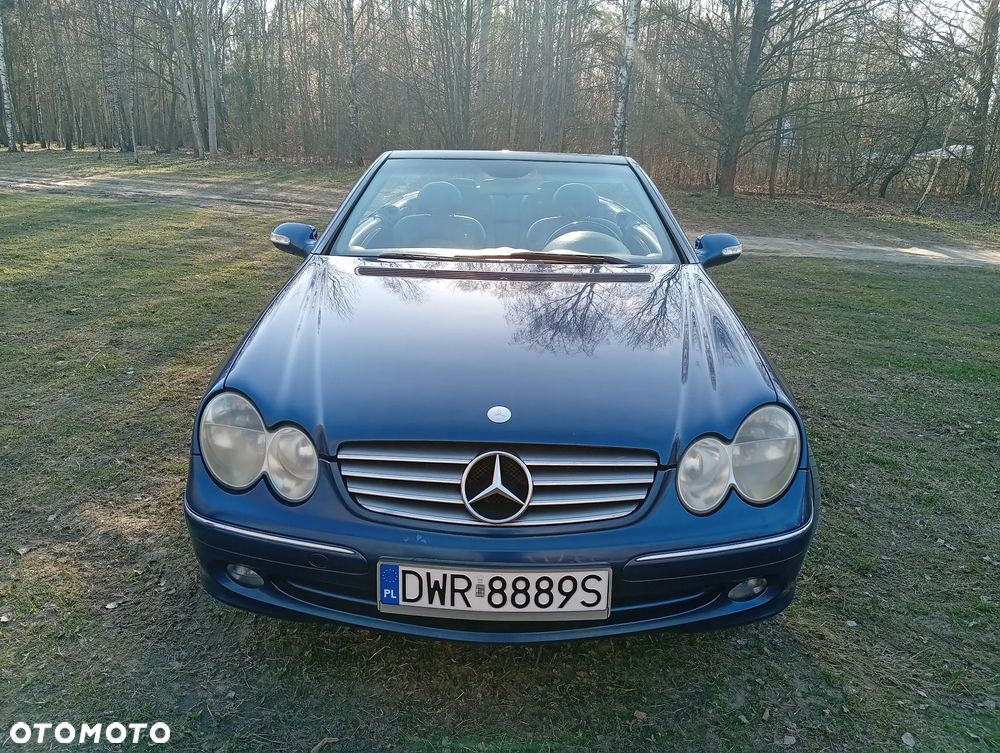 Mercedes-Benz CLK - 12