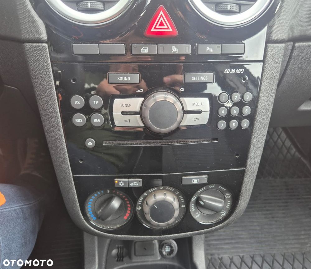 Opel Corsa 1.3 CDTI Enjoy S&S - 13