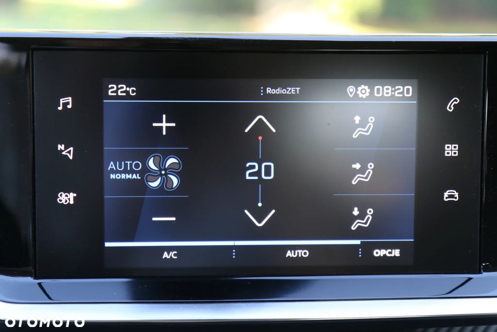 Peugeot 2008 1.2 PureTech Allure S&S - 17