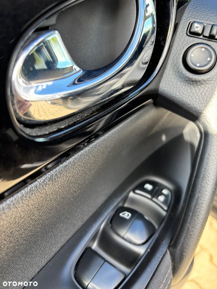 Nissan Qashqai 1.5 dCi N-Connecta - 11